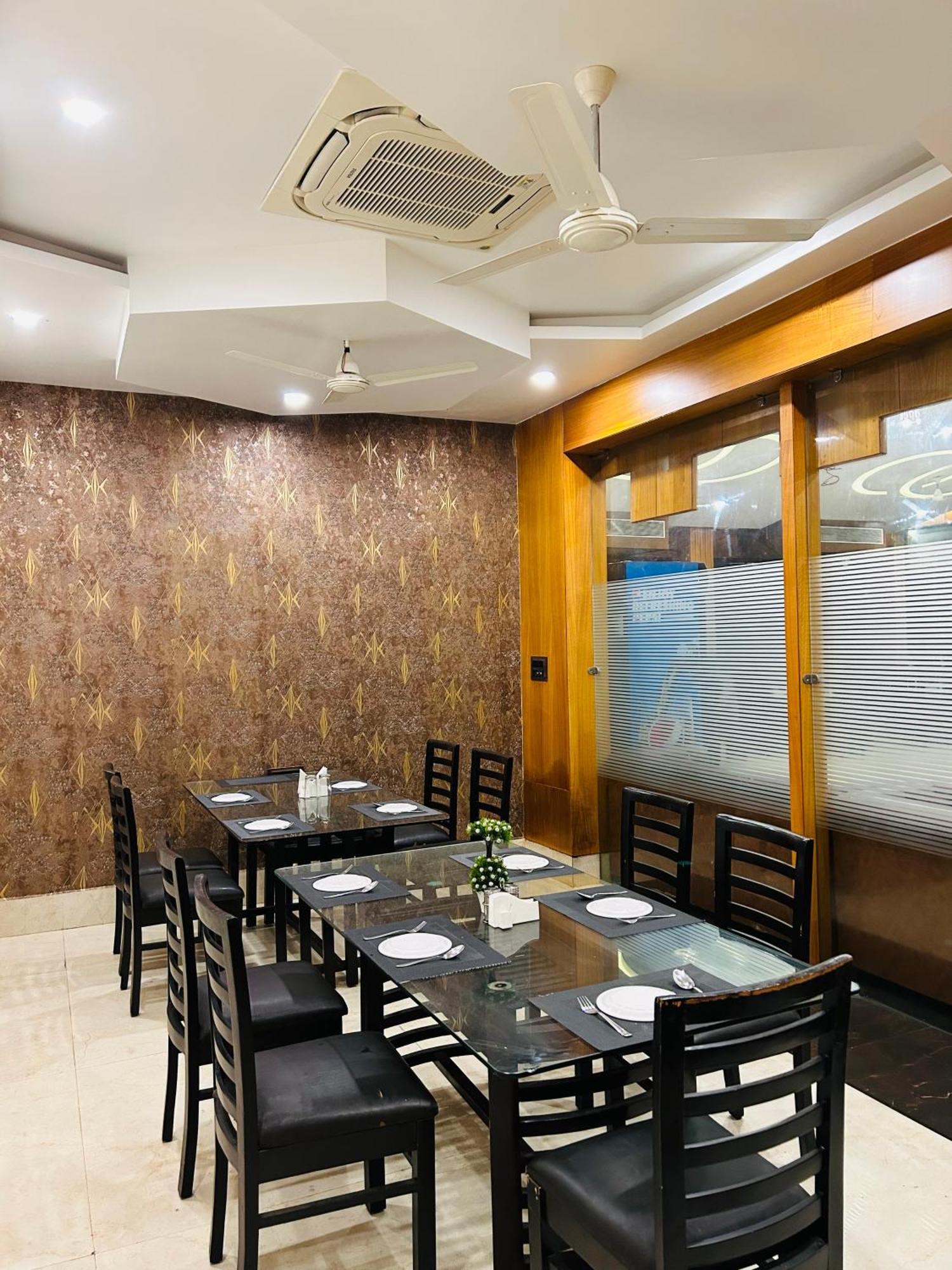 Krishnam Resort Jabalpur Eksteriør bilde